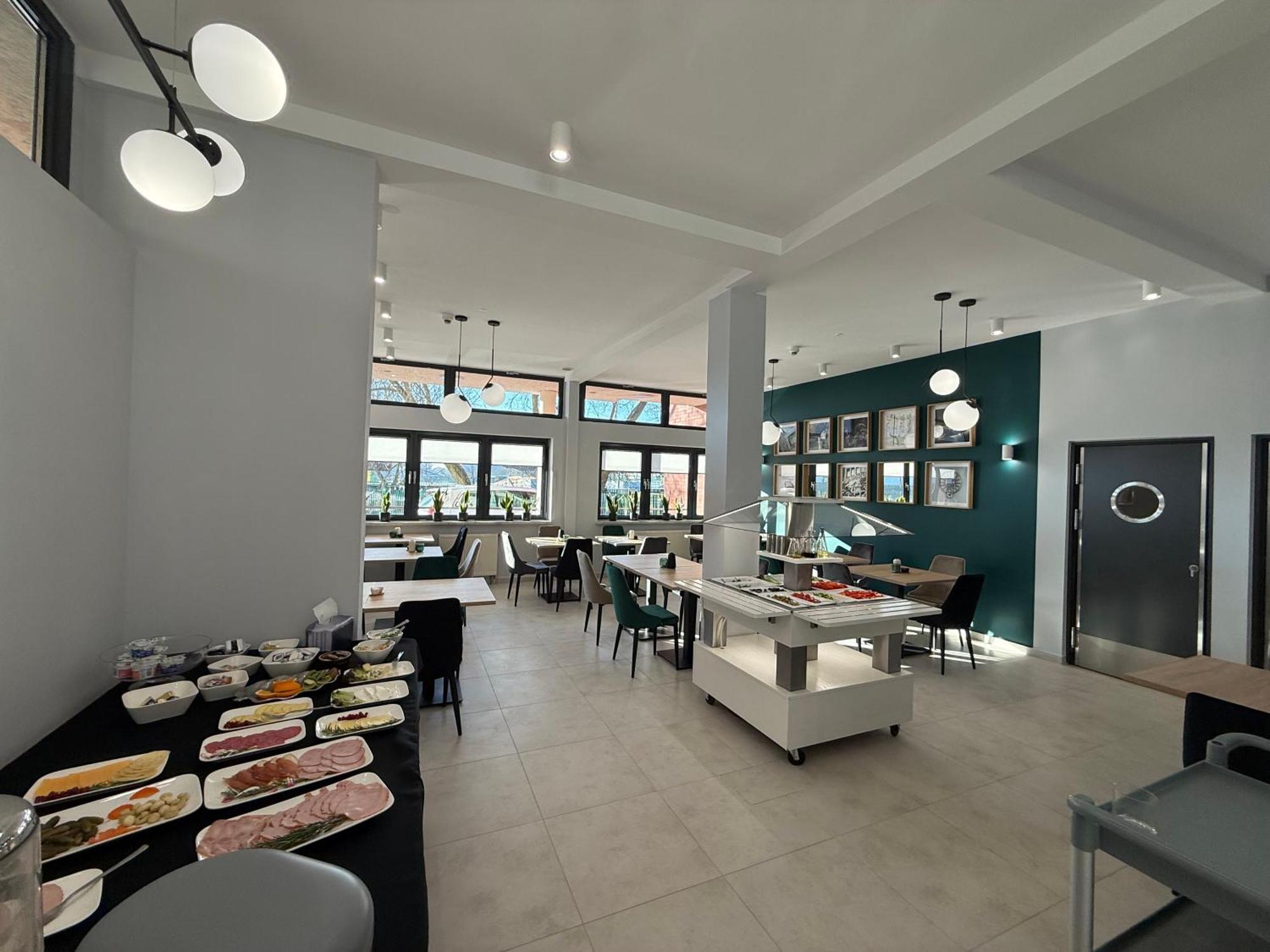 Stary Toruń Hotel Uniwersytecki מראה חיצוני תמונה